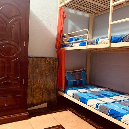 Lucky Homestay Sai Gon Airport & Gan Benh Vien 175 Хошимин Екстериор снимка
