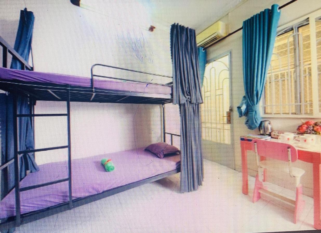 Lucky Homestay Sai Gon Airport & Gan Benh Vien 175 Хошимин Екстериор снимка