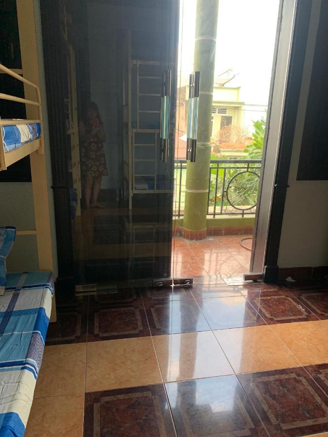 Lucky Homestay Sai Gon Airport & Gan Benh Vien 175 Хошимин Екстериор снимка