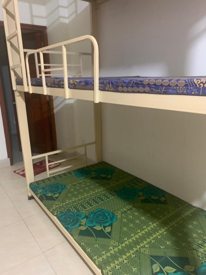 Lucky Homestay Sai Gon Airport & Gan Benh Vien 175 Хошимин Екстериор снимка