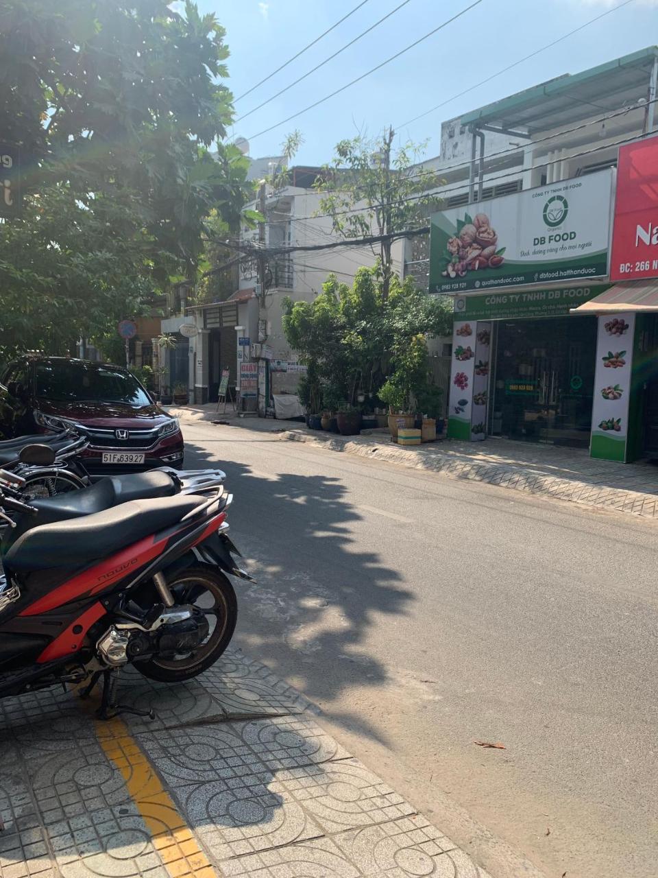 Lucky Homestay Sai Gon Airport & Gan Benh Vien 175 Хошимин Екстериор снимка